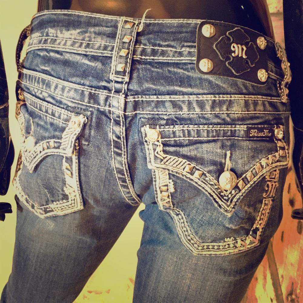 Ladies Miss Me jeans. Size 28/34